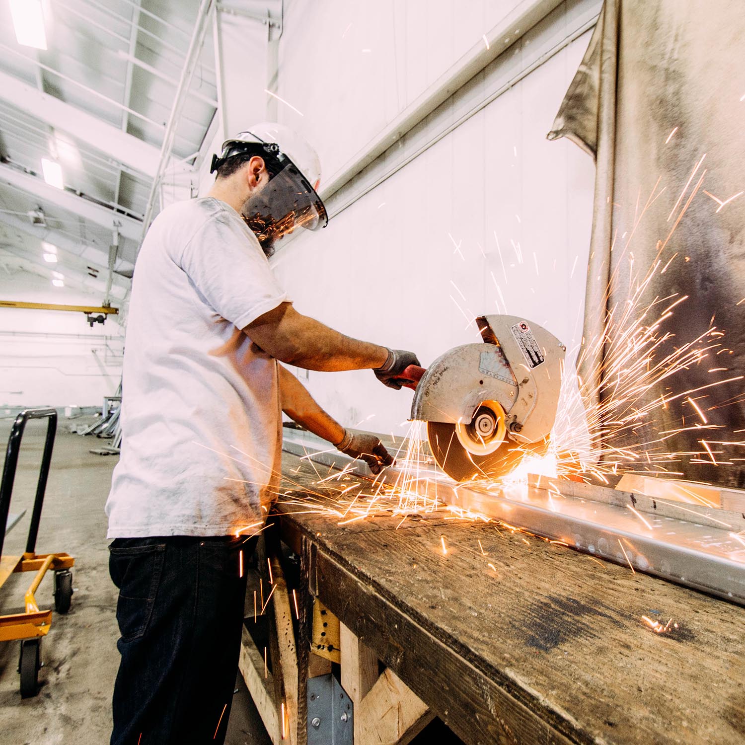 Unnecessary Workplace Practice Sees an Employee’s Fingers Severed by a Bandsaw